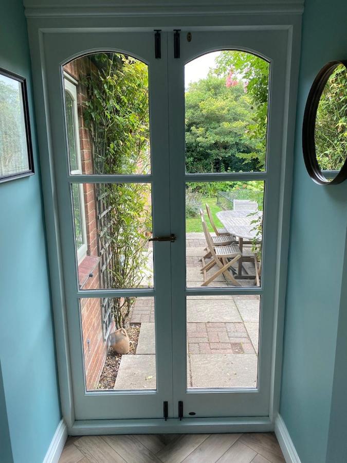 Holiday home Lovely Quiet Sleeps 4 Adults, 4 Children, Dog Friendly Cley next the Sea